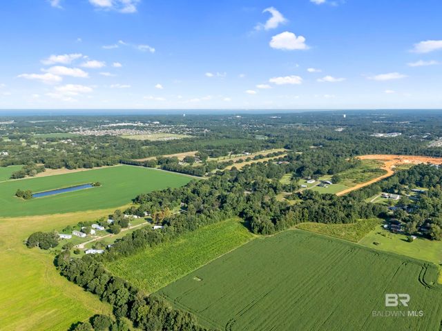 9590 County Road 34, Fairhope, AL 36526