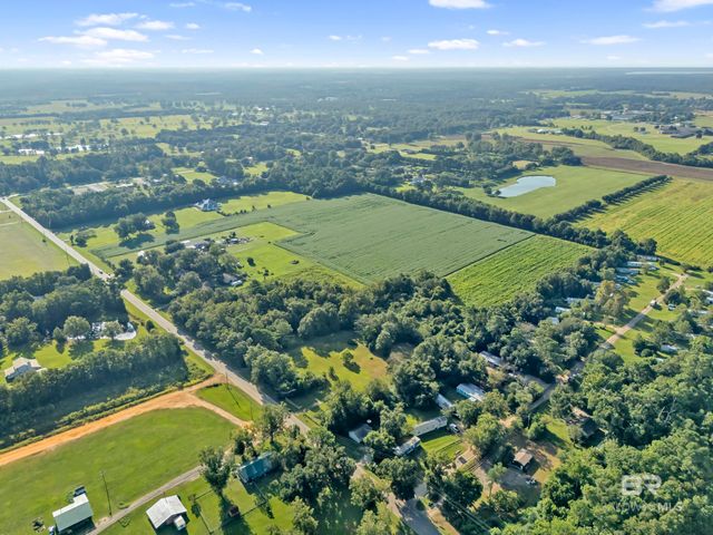 9590 County Road 34, Fairhope, AL 36526