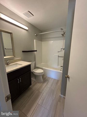 8426 EACH LEAF CT, Columbia, MD 21045