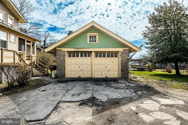 2203 PHILADELPHIA PIKE, Claymont, DE 19703