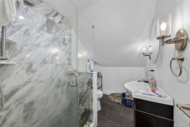1425 Maple Valley Road, Coventry, RI 02816