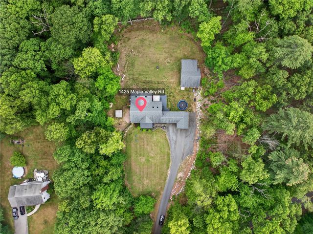 1425 Maple Valley Road, Coventry, RI 02816