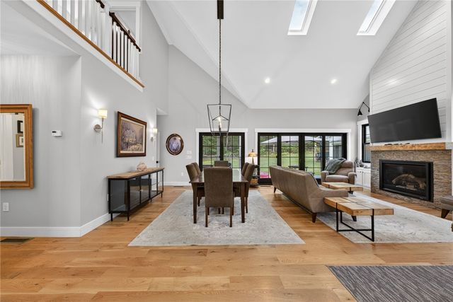 1425 Maple Valley Road, Coventry, RI 02816