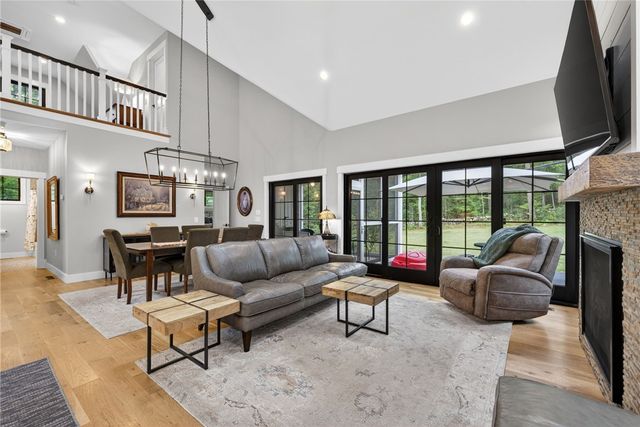1425 Maple Valley Road, Coventry, RI 02816