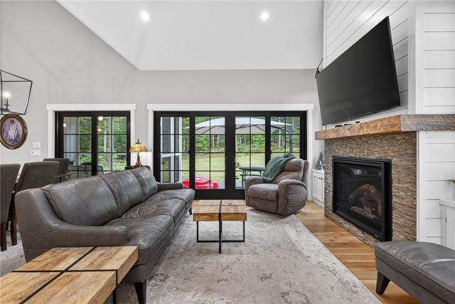 1425 Maple Valley Road, Coventry, RI 02816