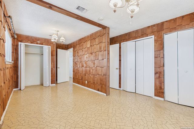 2315 Fairhill, San Antonio, TX 78228