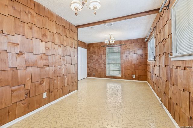 2315 Fairhill, San Antonio, TX 78228