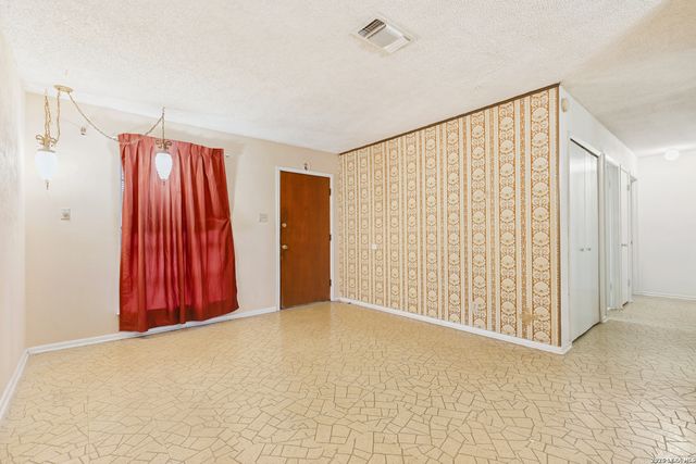 2315 Fairhill, San Antonio, TX 78228