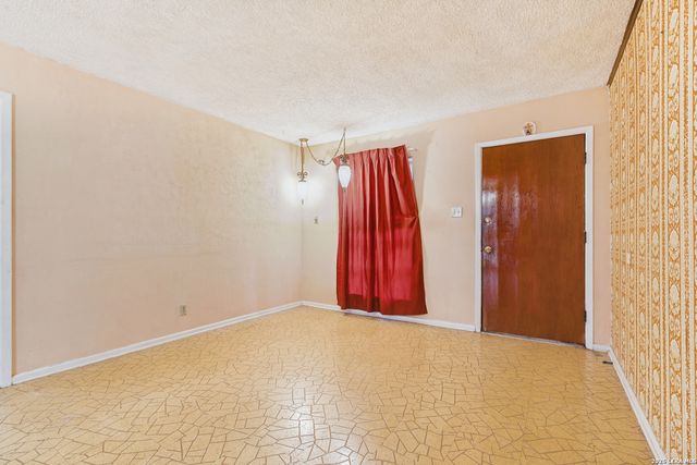 2315 Fairhill, San Antonio, TX 78228