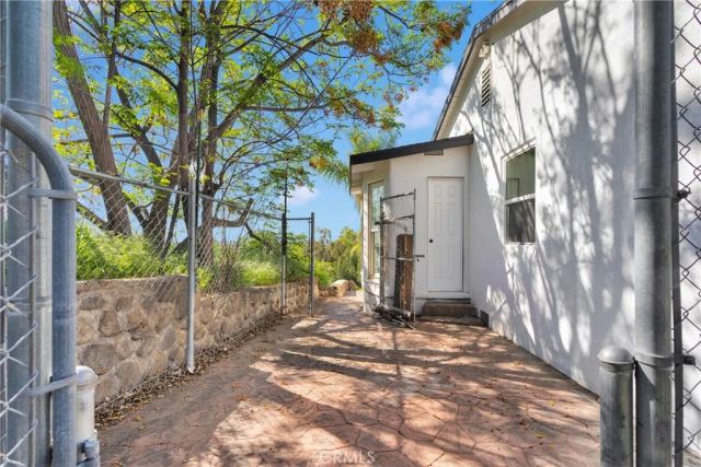 3489 Circle Road, San Bernardino, CA 92405