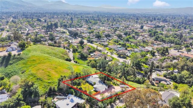 3489 Circle Road, San Bernardino, CA 92405