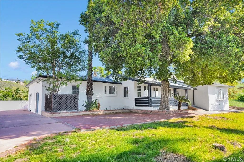 3489 Circle Road, San Bernardino, CA 92405