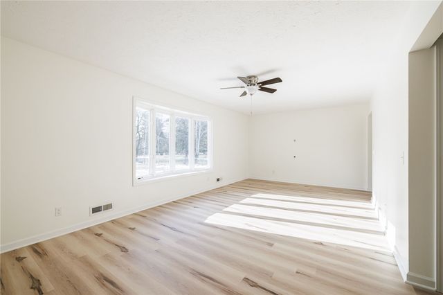 295 Straub Road, Greece, NY 14626