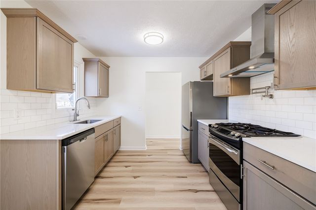 295 Straub Road, Greece, NY 14626