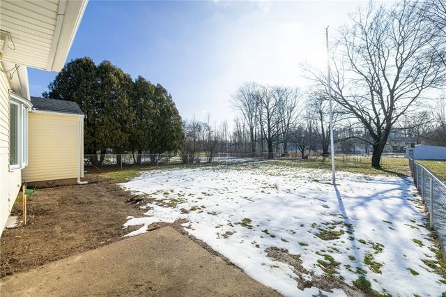 295 Straub Road, Greece, NY 14626