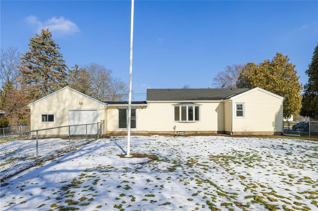 295 Straub Road, Greece, NY 14626