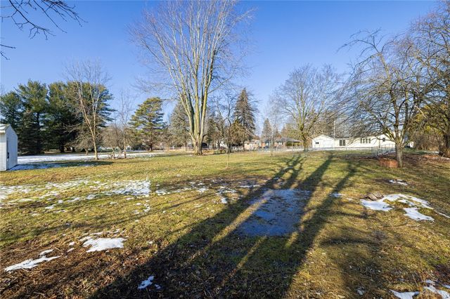 295 Straub Road, Greece, NY 14626