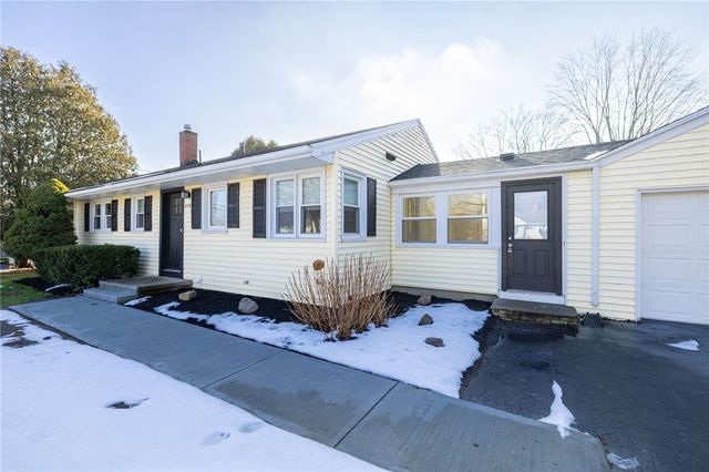 295 Straub Road, Greece, NY 14626