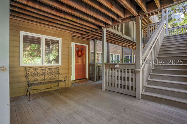 50 Yacht Cove Dr Apt 214, Hilton Head Island, SC 29928