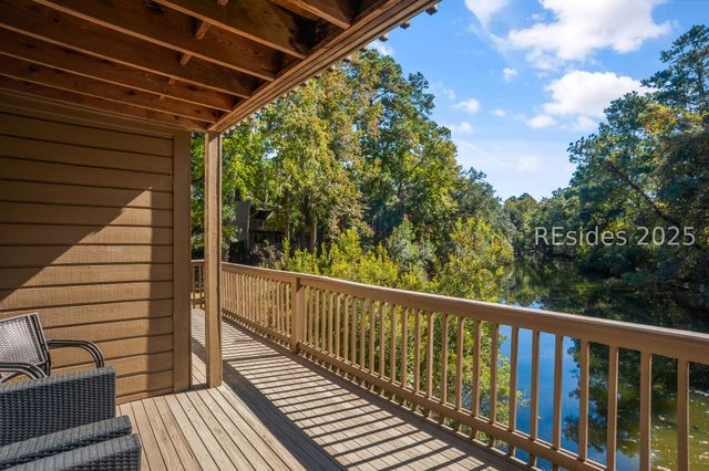 50 Yacht Cove Dr Apt 214, Hilton Head Island, SC 29928