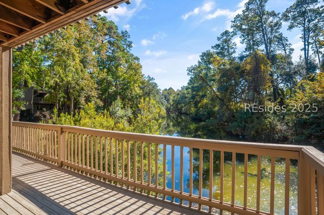 50 Yacht Cove Dr Apt 214, Hilton Head Island, SC 29928