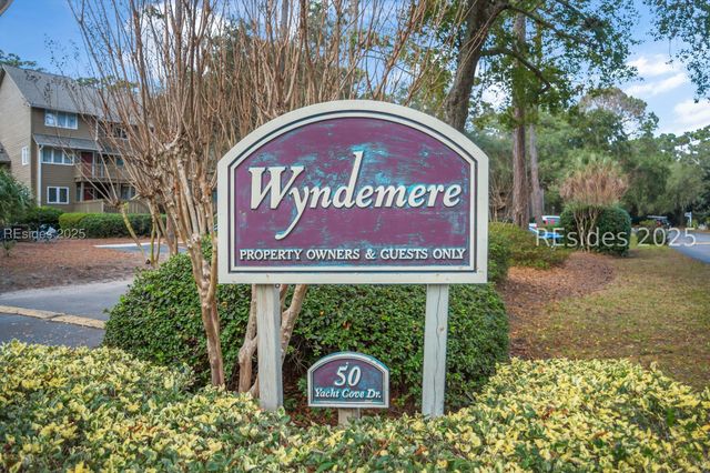 50 Yacht Cove Dr Apt 214, Hilton Head Island, SC 29928