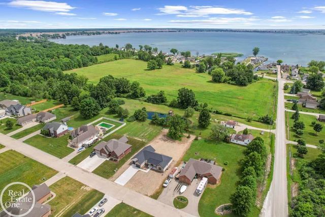 8439 Swan Court, Ira Twp, MI 48023