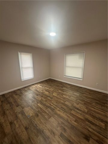 255 Lyon Street, Elmira, NY 14901