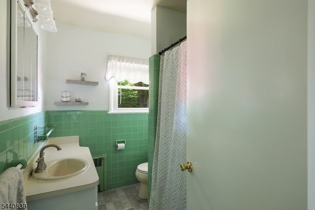 231 Firth St, South Plainfield Boro, NJ 07080