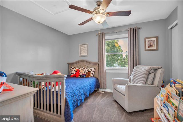 18 MANSFIELD DR, Sewell, NJ 08080
