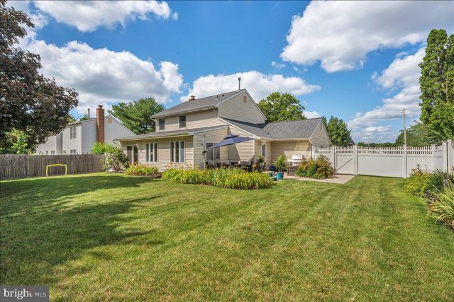 18 MANSFIELD DR, Sewell, NJ 08080