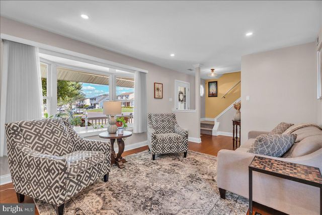 18 MANSFIELD DR, Sewell, NJ 08080