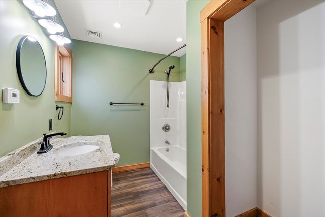 8 Barrett Rd, North Brookfield, MA 01535