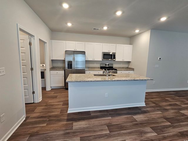 789 Wapama St., Little River, SC 29566