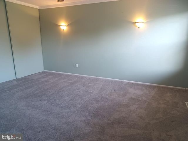 403 ROBERTS LN, Marlton, NJ 08053