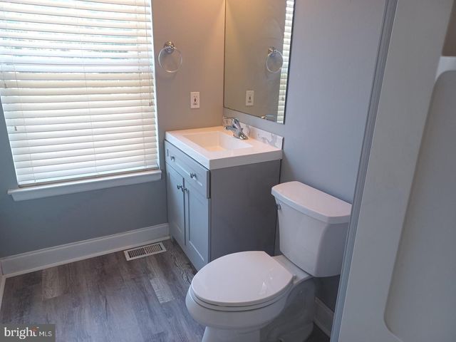 403 ROBERTS LN, Marlton, NJ 08053