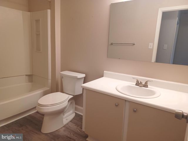 403 ROBERTS LN, Marlton, NJ 08053