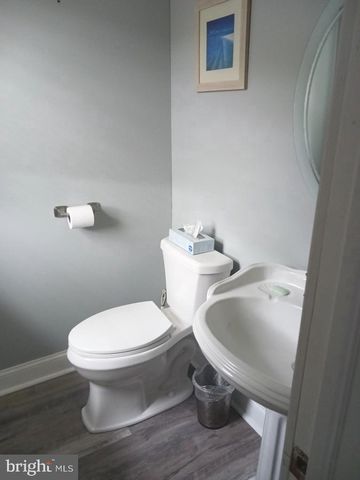 403 ROBERTS LN, Marlton, NJ 08053