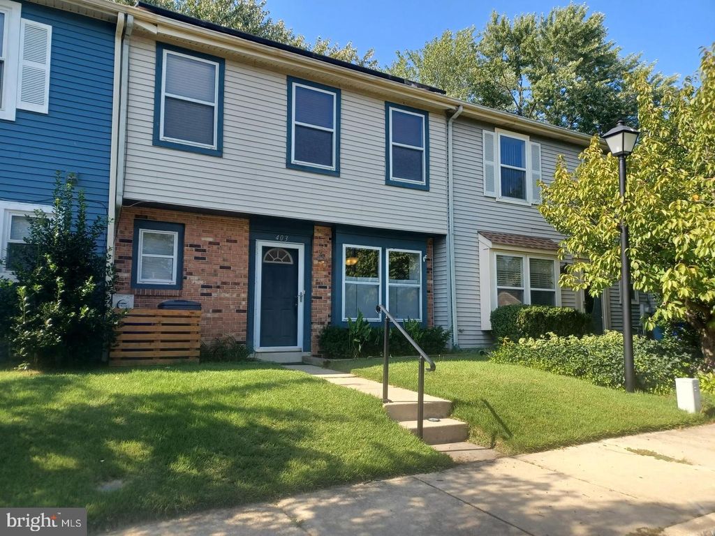 403 ROBERTS LN, Marlton, NJ 08053
