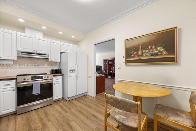 1601 S Ocean Dr 105, Hollywood, FL 33019