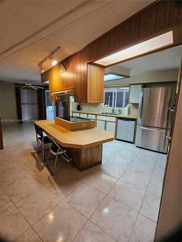 109 NW 51st Street, Deerfield Beach, FL 33064