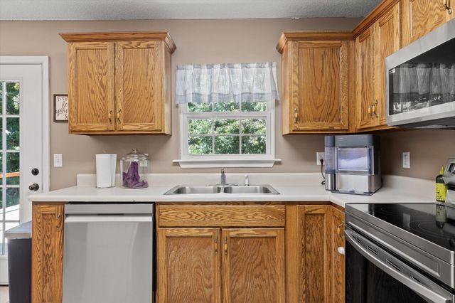 1999 Hardwood Lane, Soddy Daisy, TN 37379
