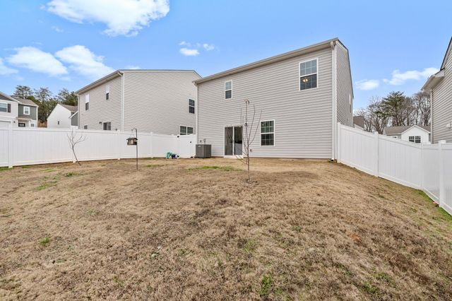 1306 Fairbairn Road, Spartanburg, SC 29303