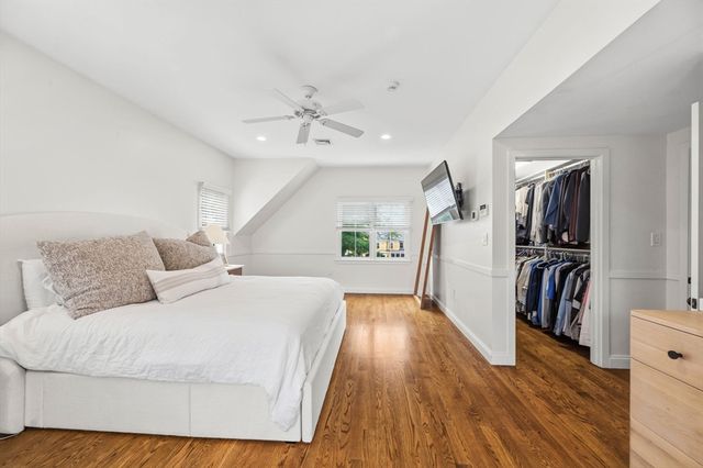19 Hersey St, Hingham, MA 02043