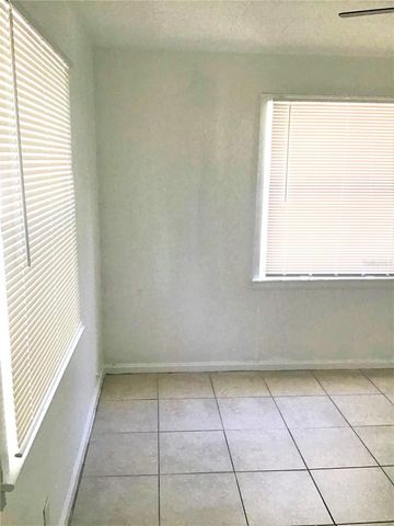 2226 27TH STREET S, St Petersburg, FL 33712