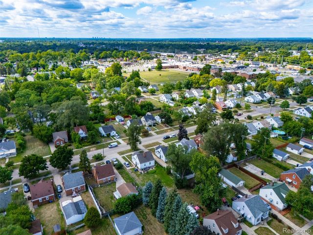 20192 Goddard Street, Detroit, MI 48234