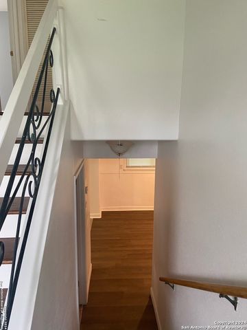 442 Harcourt, San Antonio, TX 78223