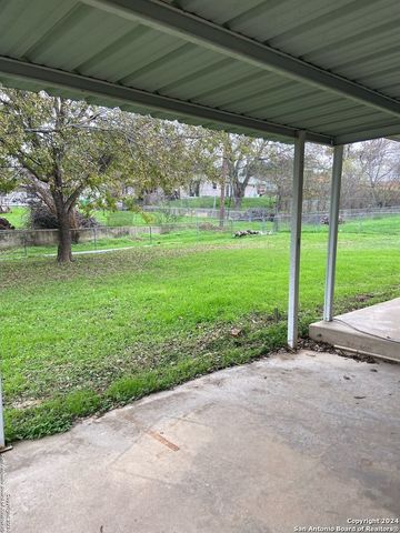 442 Harcourt, San Antonio, TX 78223