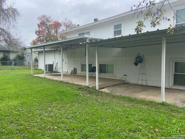 442 Harcourt, San Antonio, TX 78223