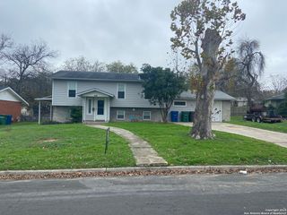 442 Harcourt, San Antonio, TX 78223